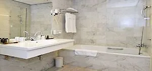 Crown Inn Eindhoven Hotel