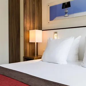 Centre By Ihg Otel